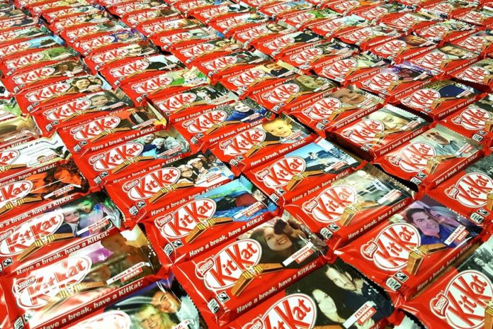 Confezioni di KitKat stampate con le tecnologie HP: